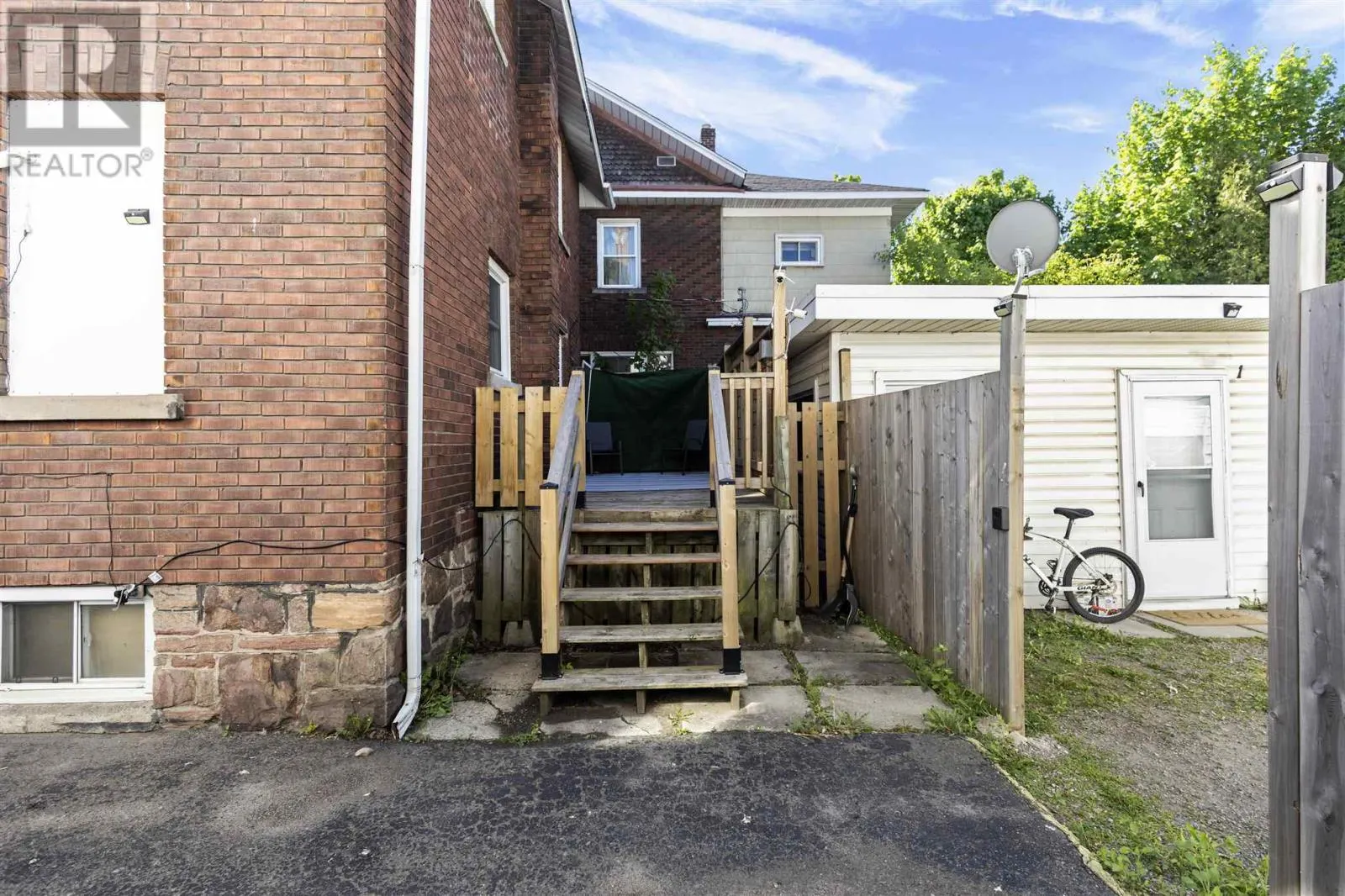 167 Albert ST E