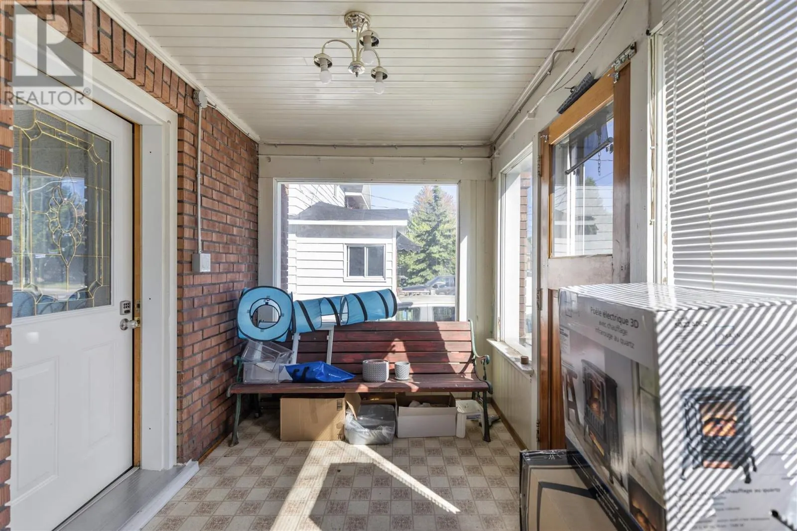 167 Albert ST E