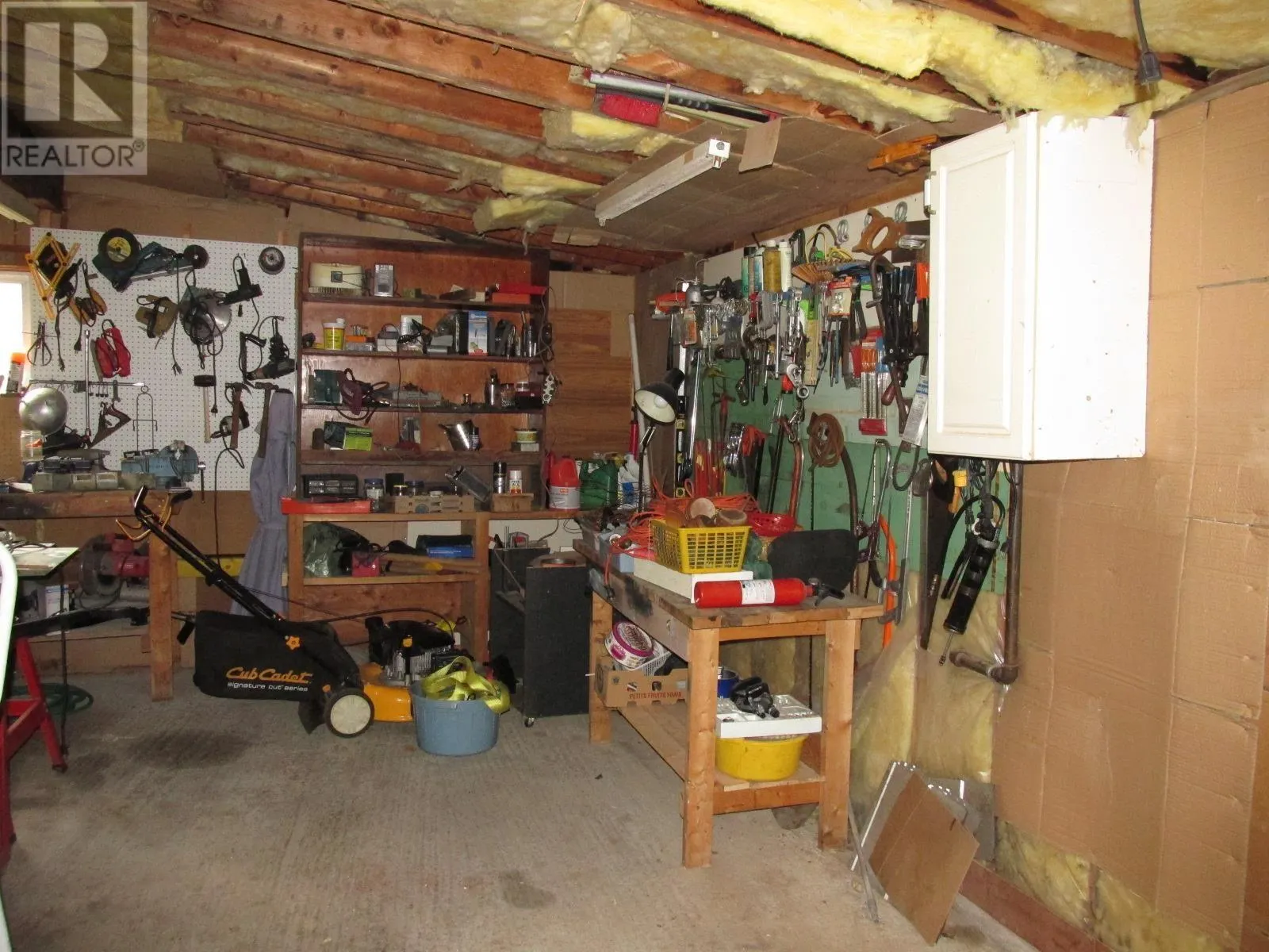 11 Birch RD