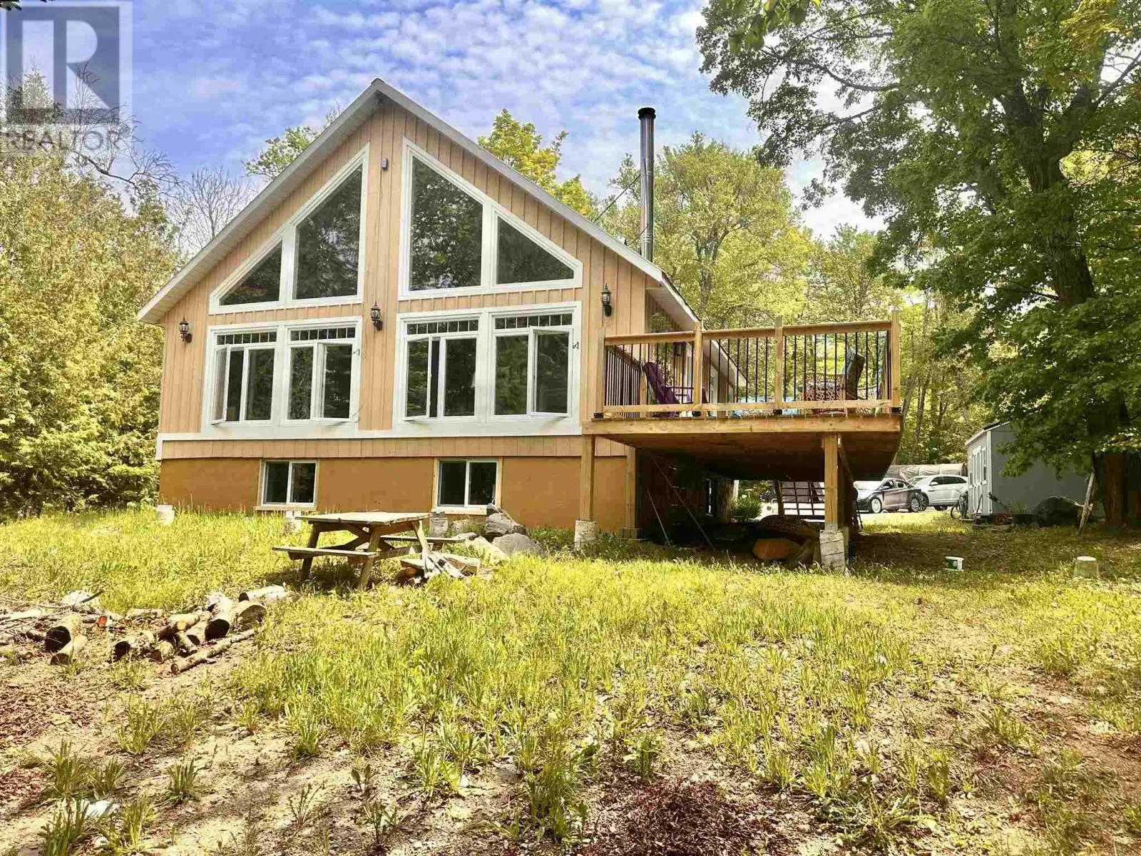 884 Dunlop Shores RD
