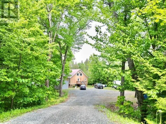 884 Dunlop Shores RD