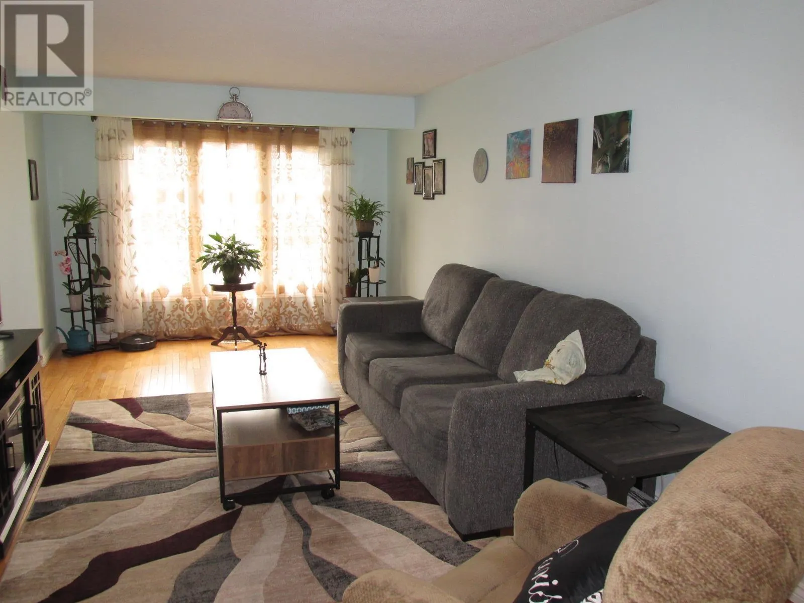 28 McQuarrie PL