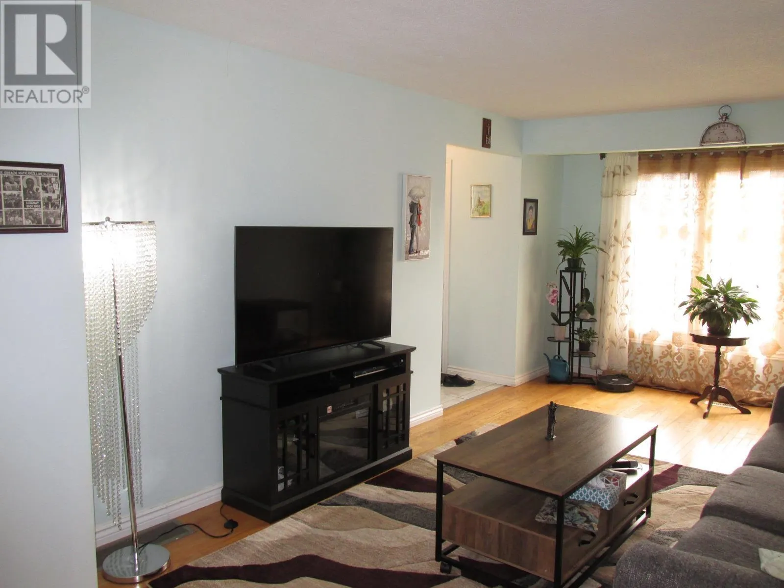 28 McQuarrie PL
