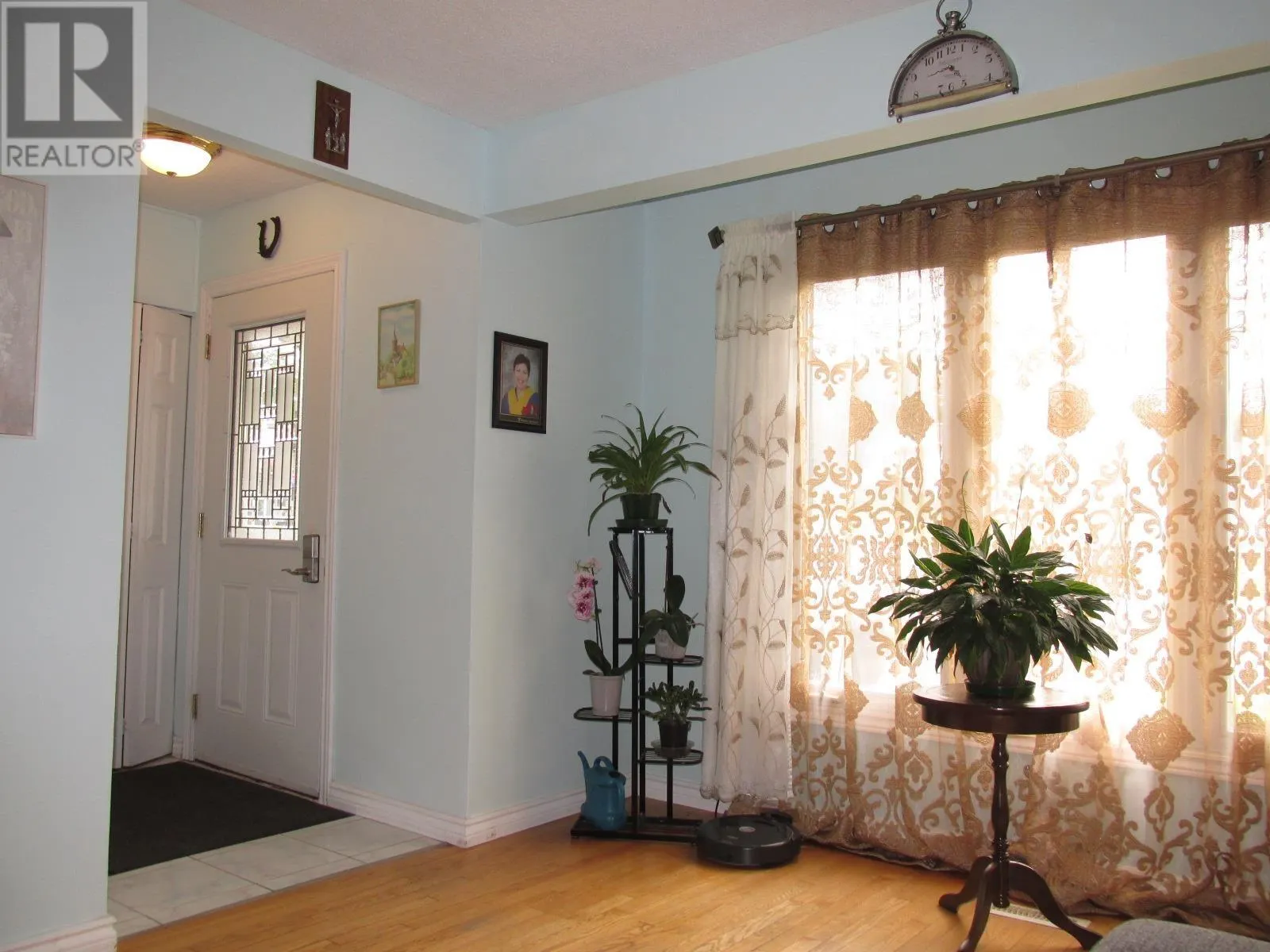 28 McQuarrie PL