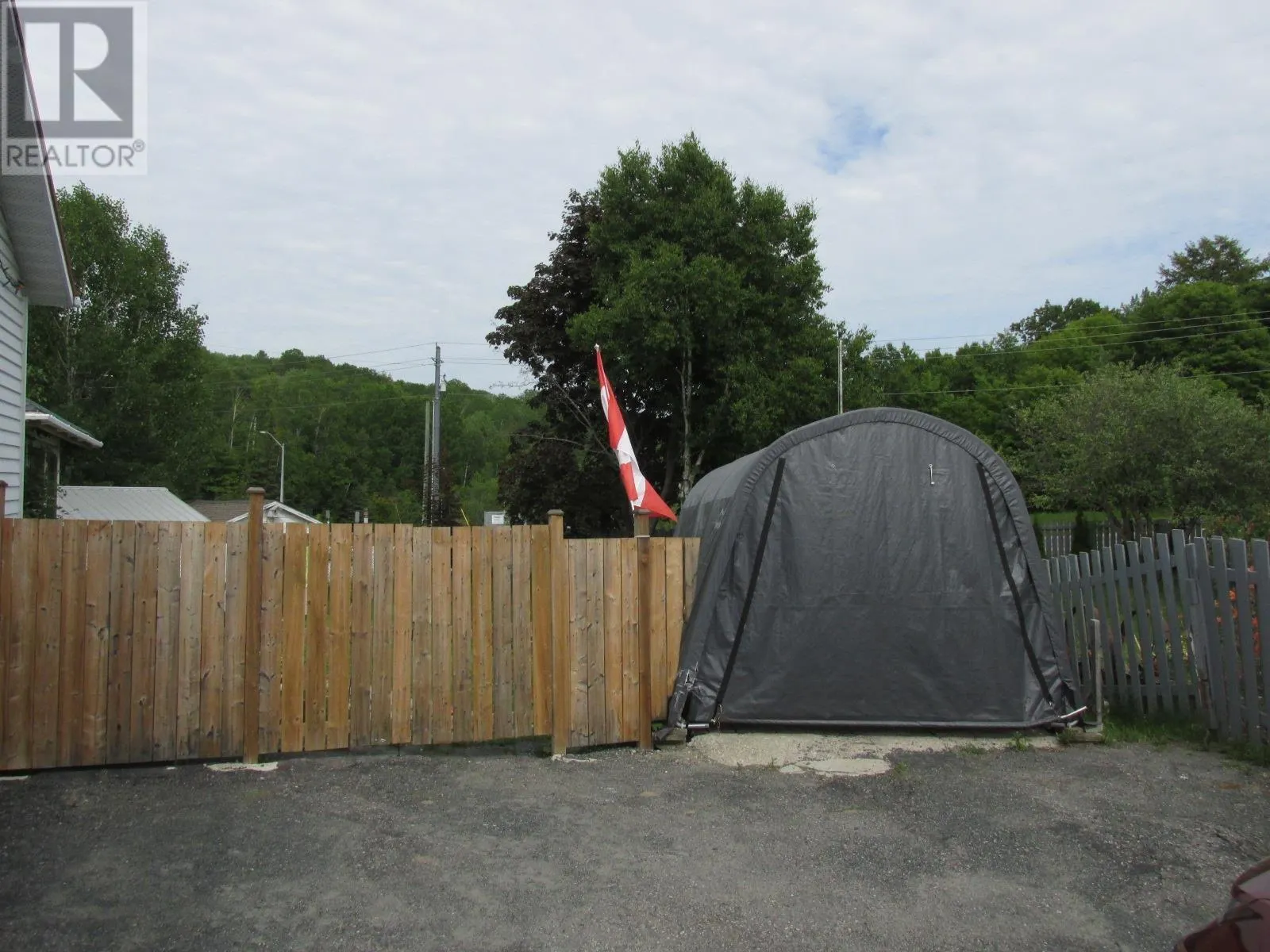 28 McQuarrie PL