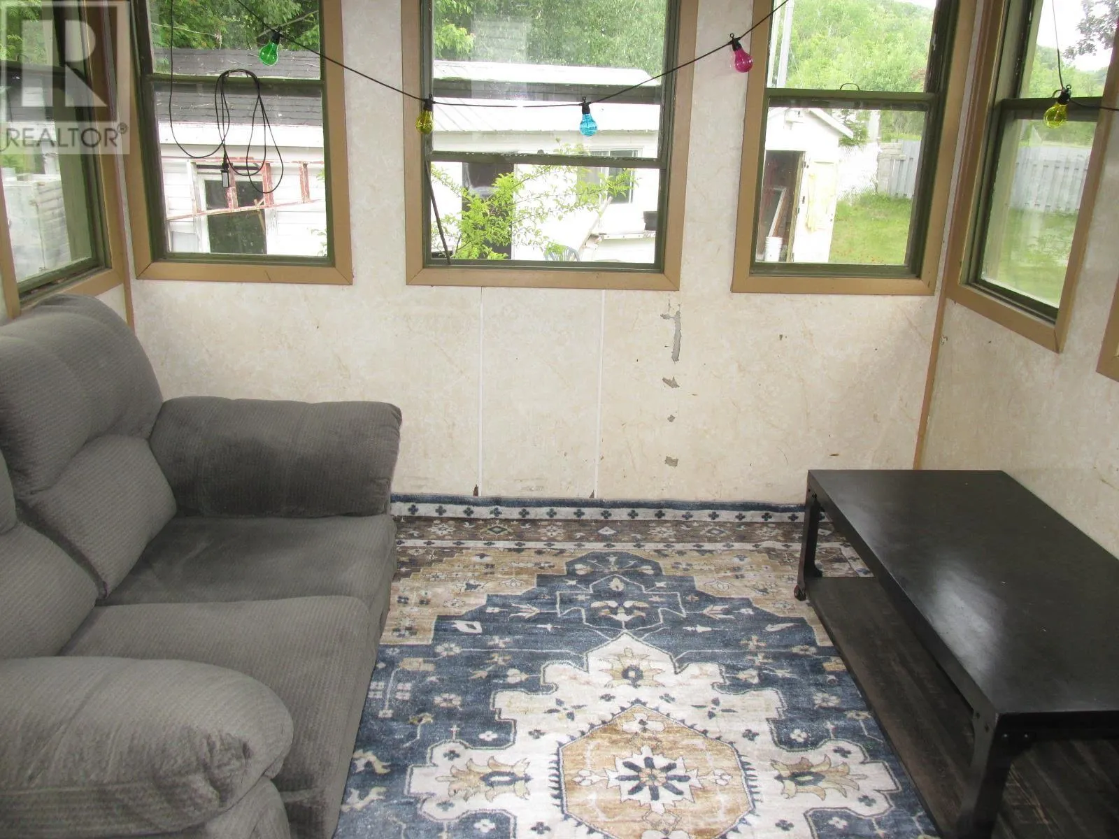 28 McQuarrie PL