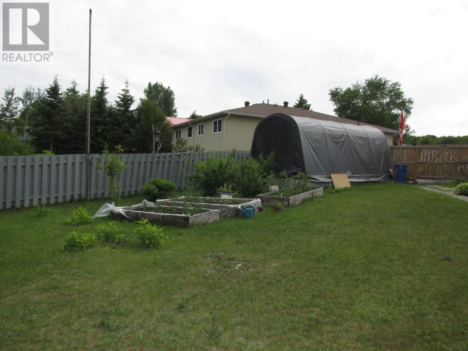 28 McQuarrie PL