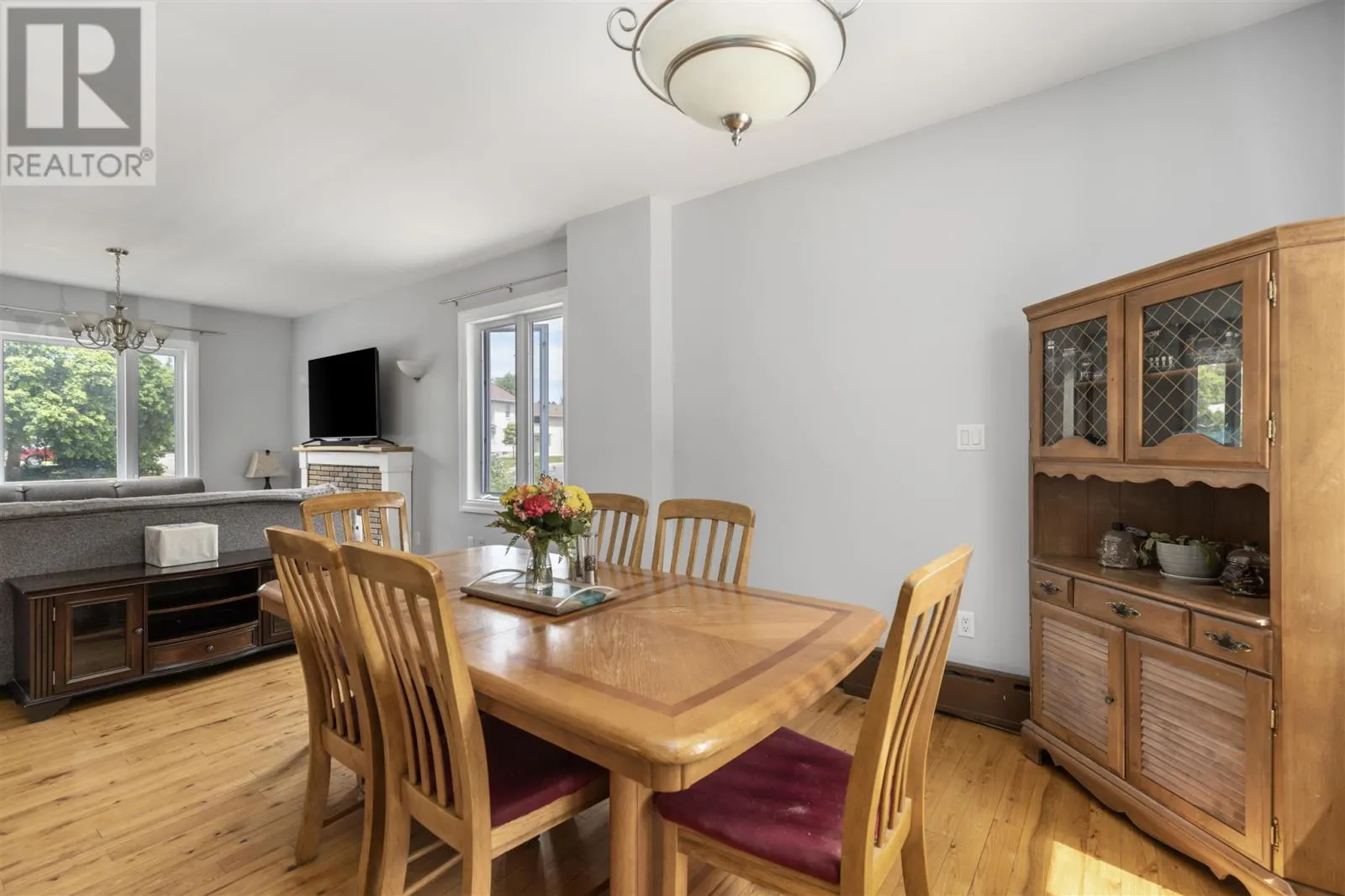 58 Lansdowne AVE