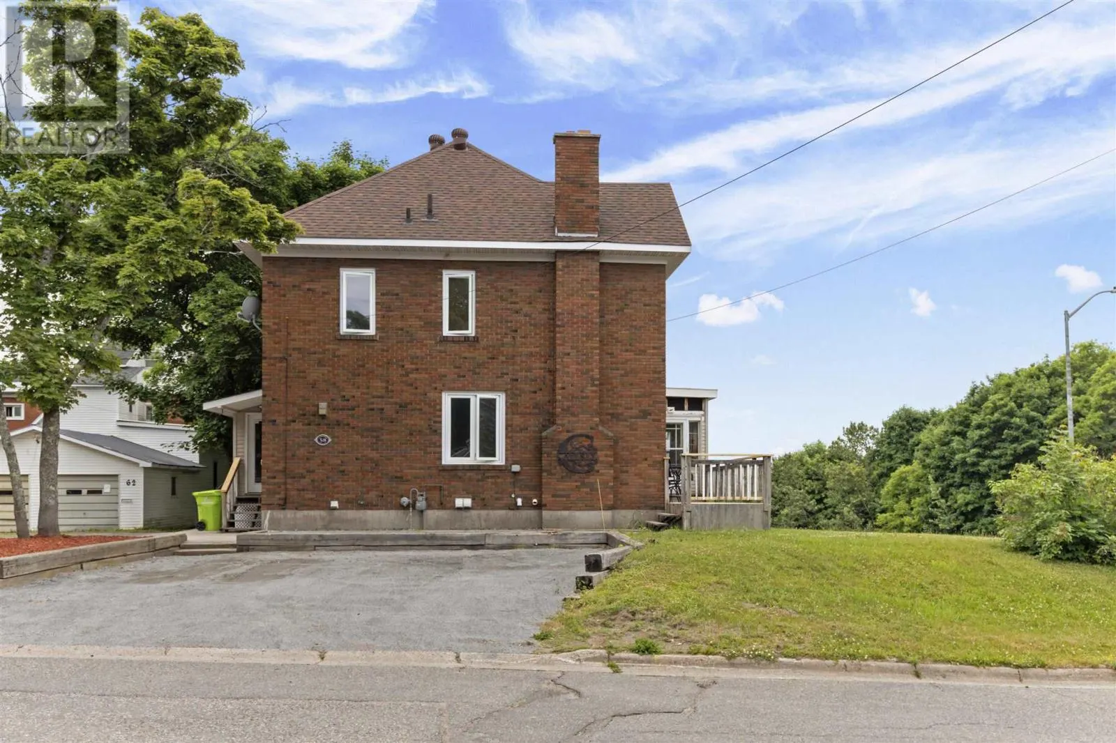 58 Lansdowne AVE