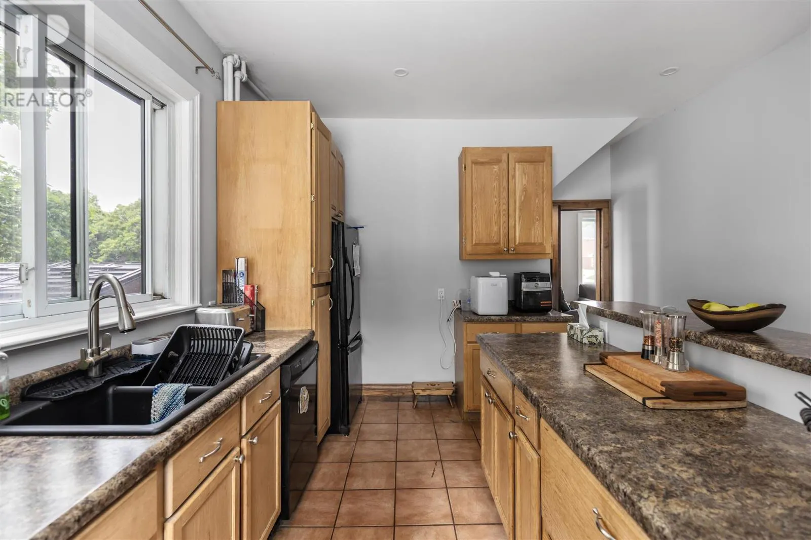 58 Lansdowne AVE
