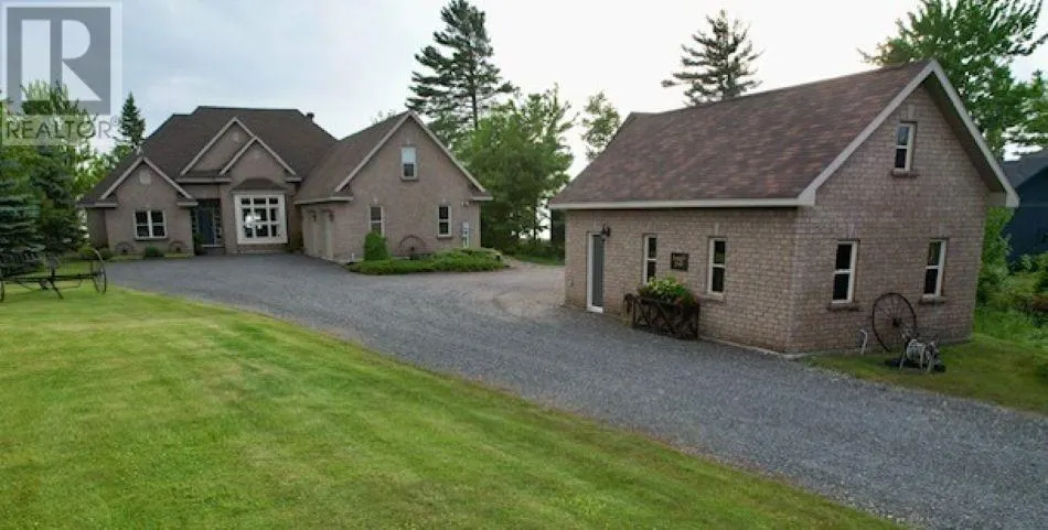 857 Sunnyside Beach RD