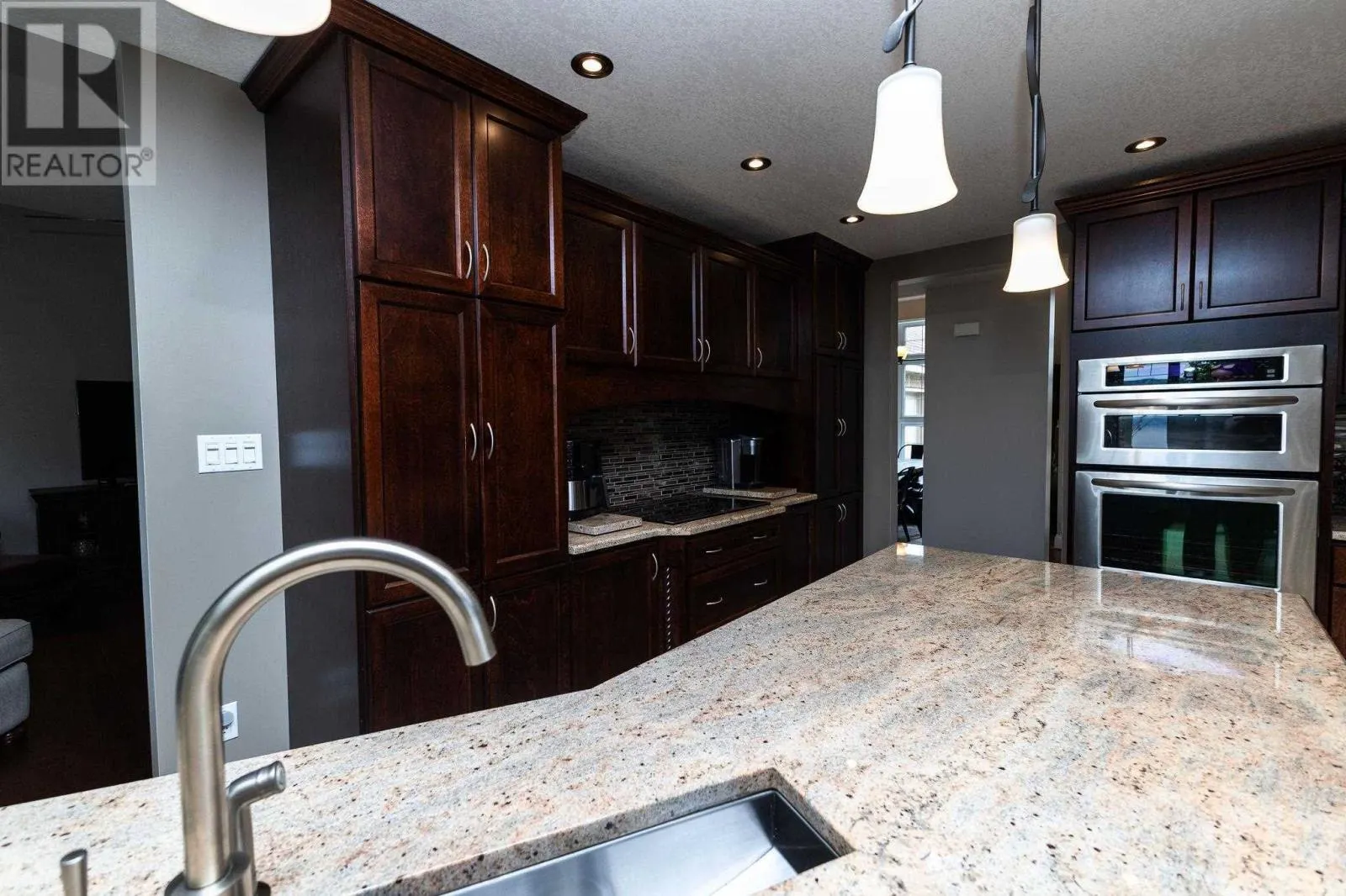 857 Sunnyside Beach RD