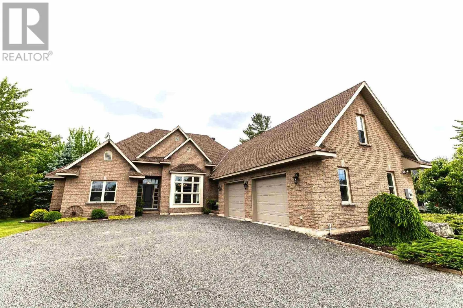 857 Sunnyside Beach RD