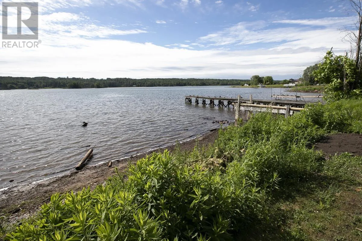 483 River RD