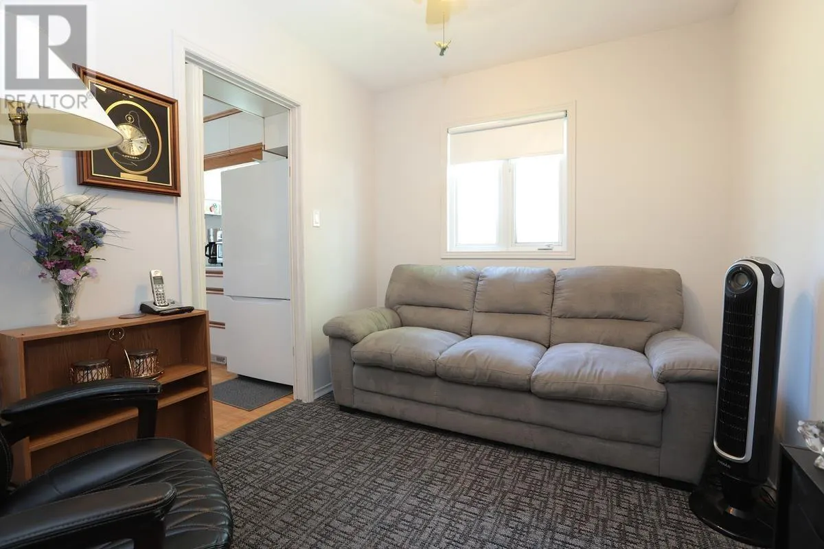 483 River RD