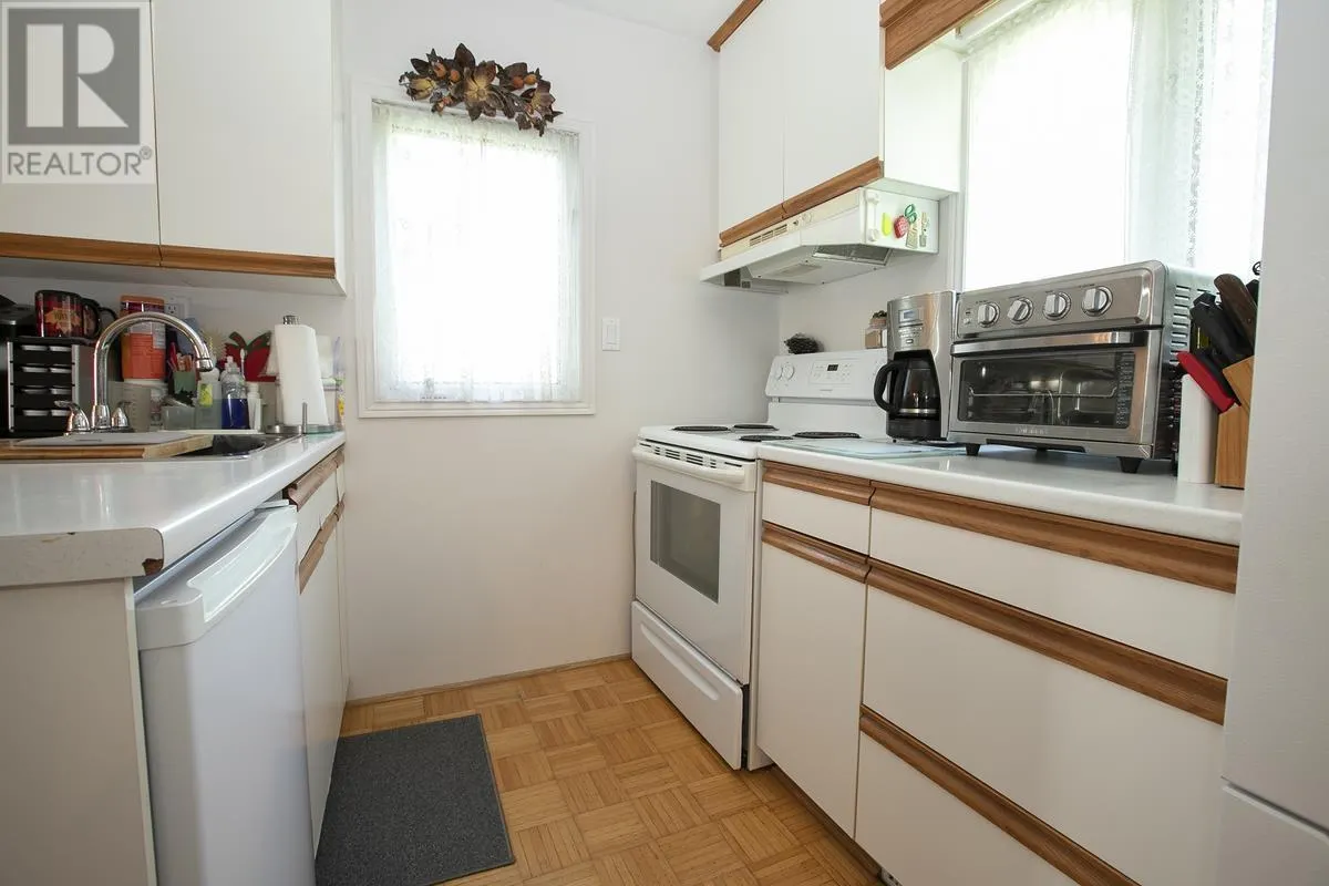 483 River RD