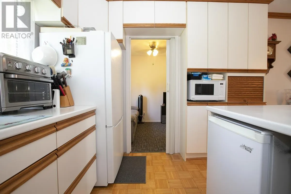 483 River RD