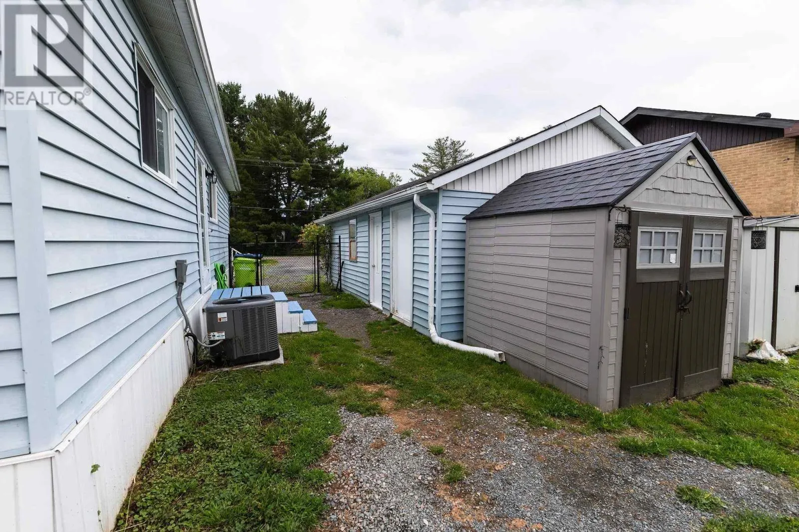 180 River RD
