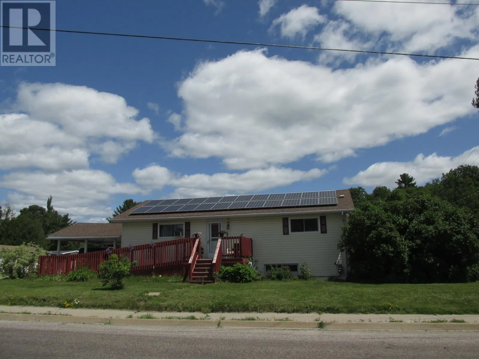 113 Mississauga AVE