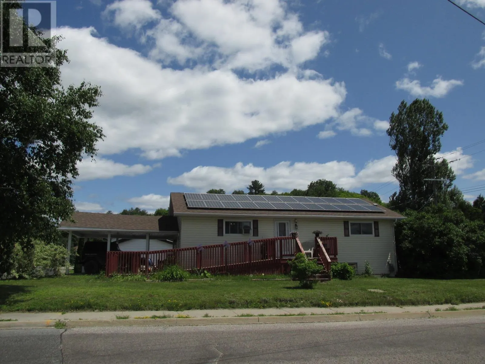113 Mississauga AVE