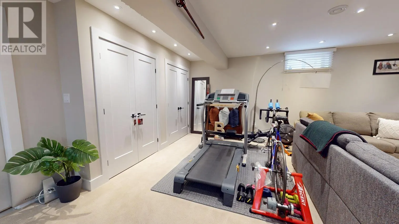 42 Dablon ST