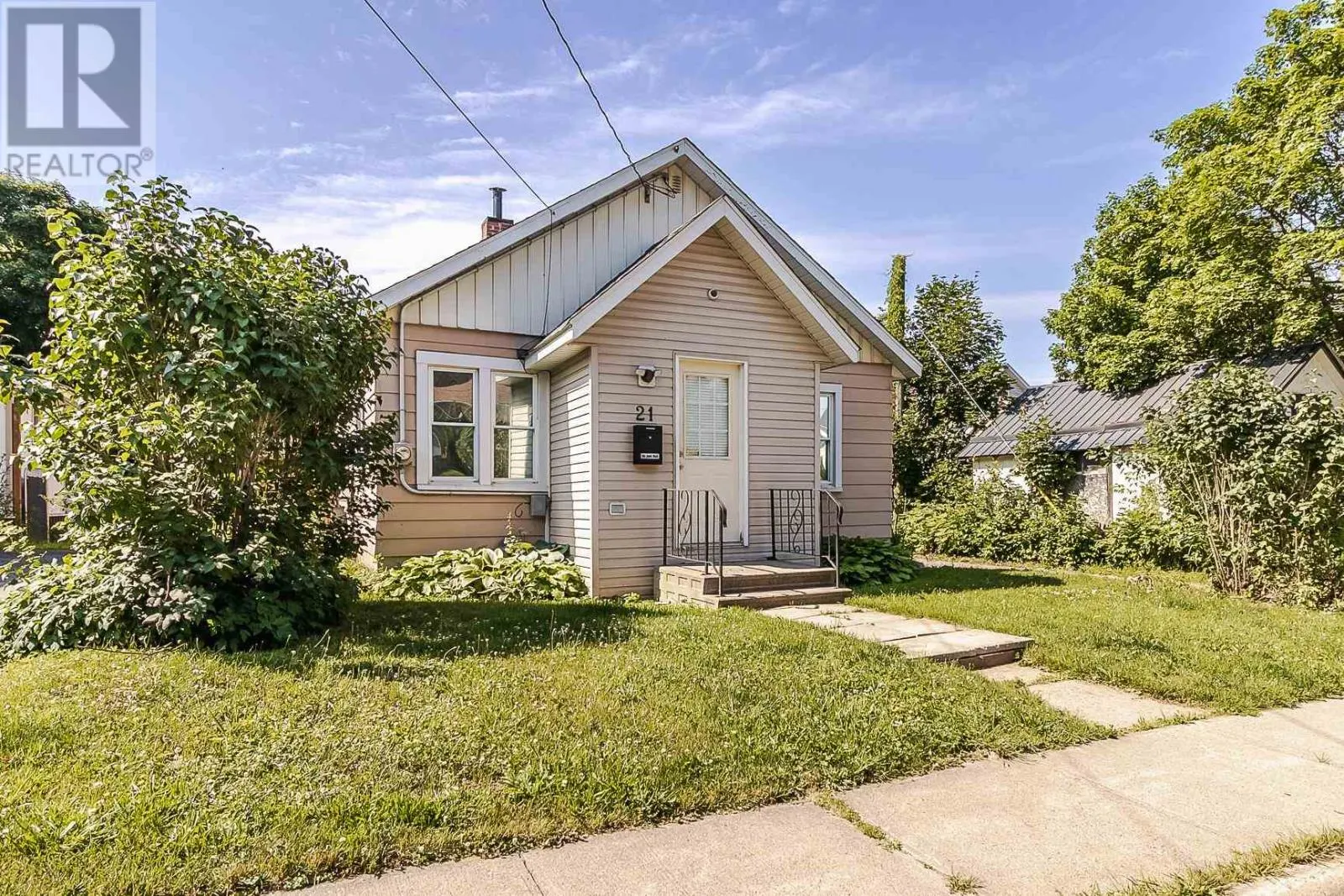 21 Trelawne AVE