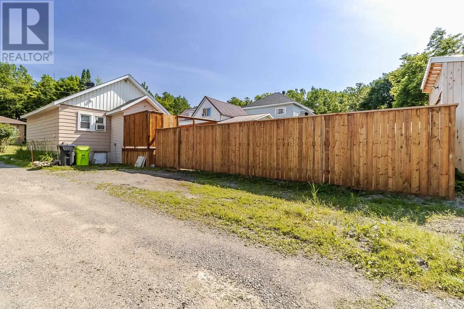 21 Trelawne AVE