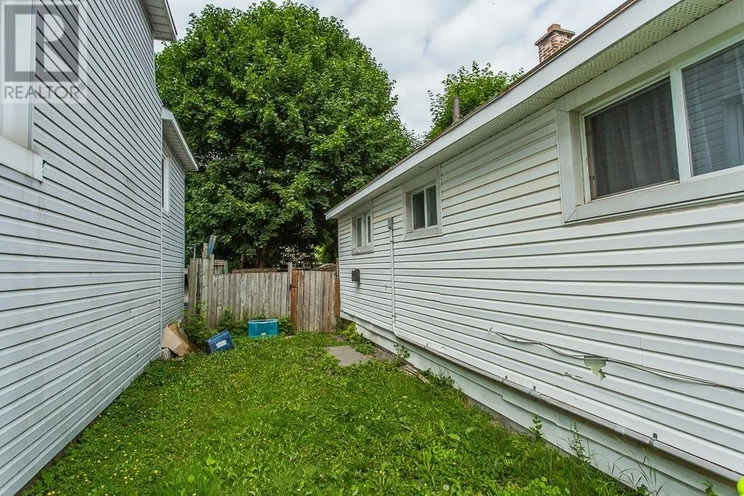 29 Grosvenor AVE