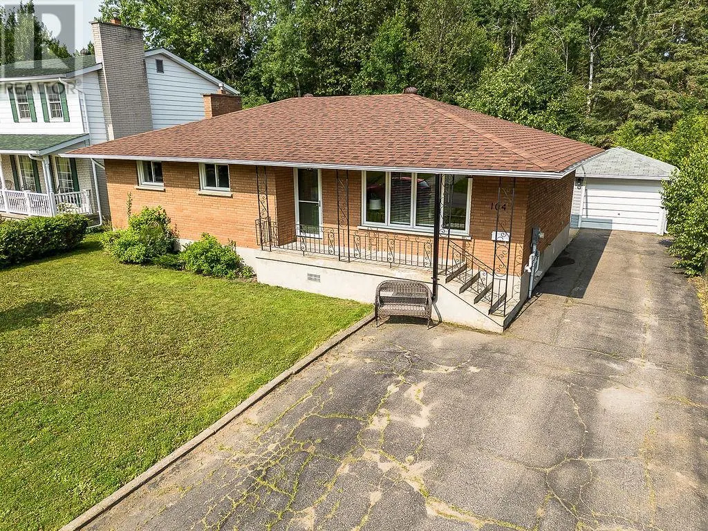 104 Fort Creek DR