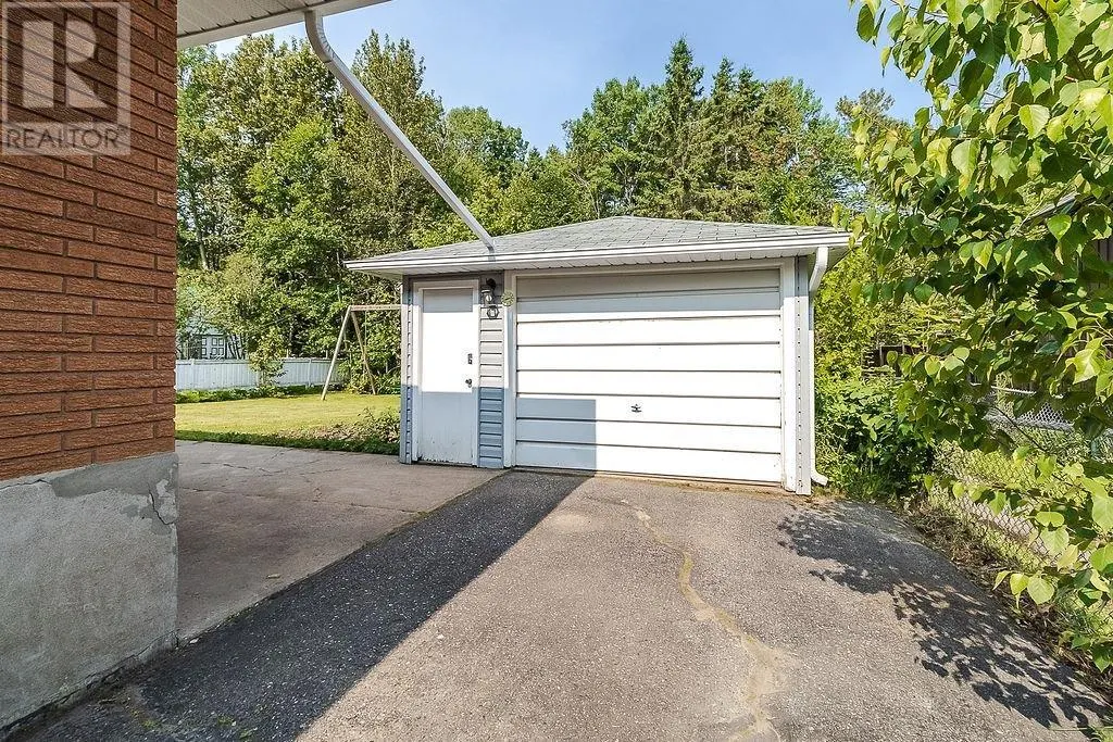 104 Fort Creek DR