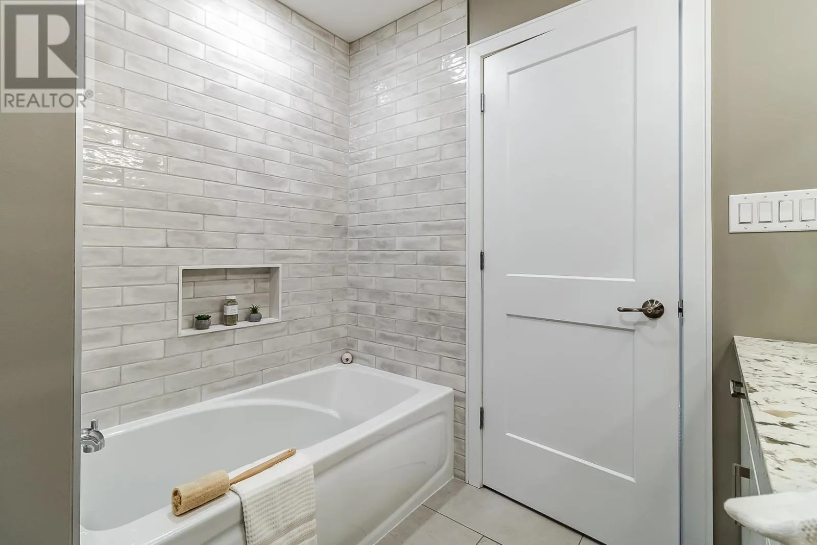 107 Chatfield DR