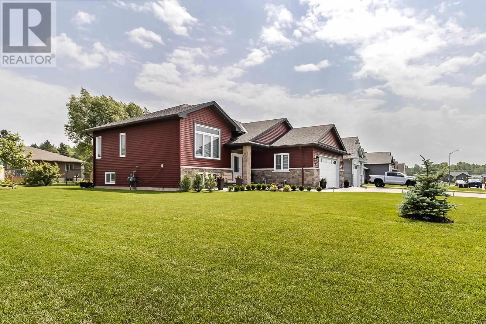 107 Chatfield DR