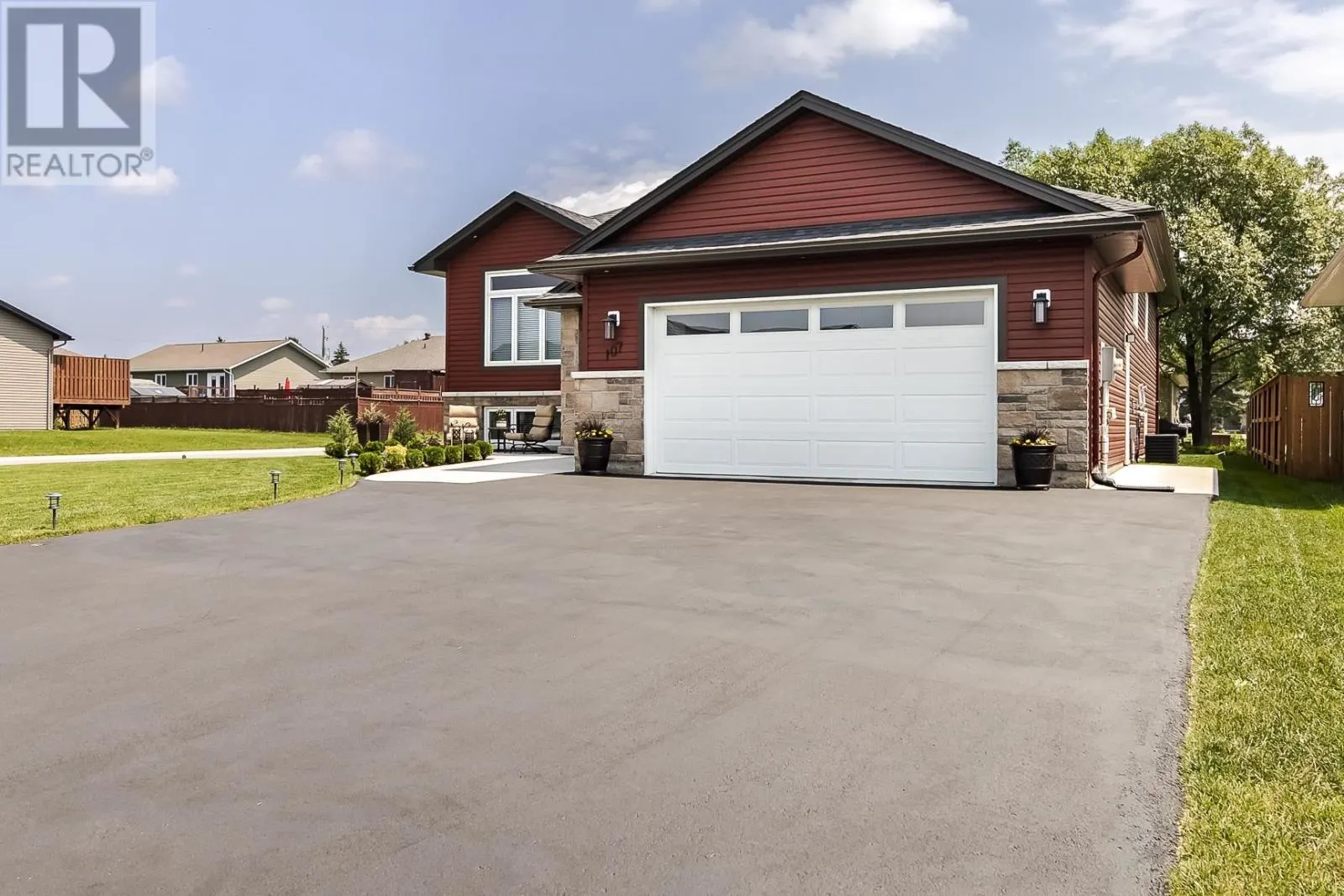 107 Chatfield DR