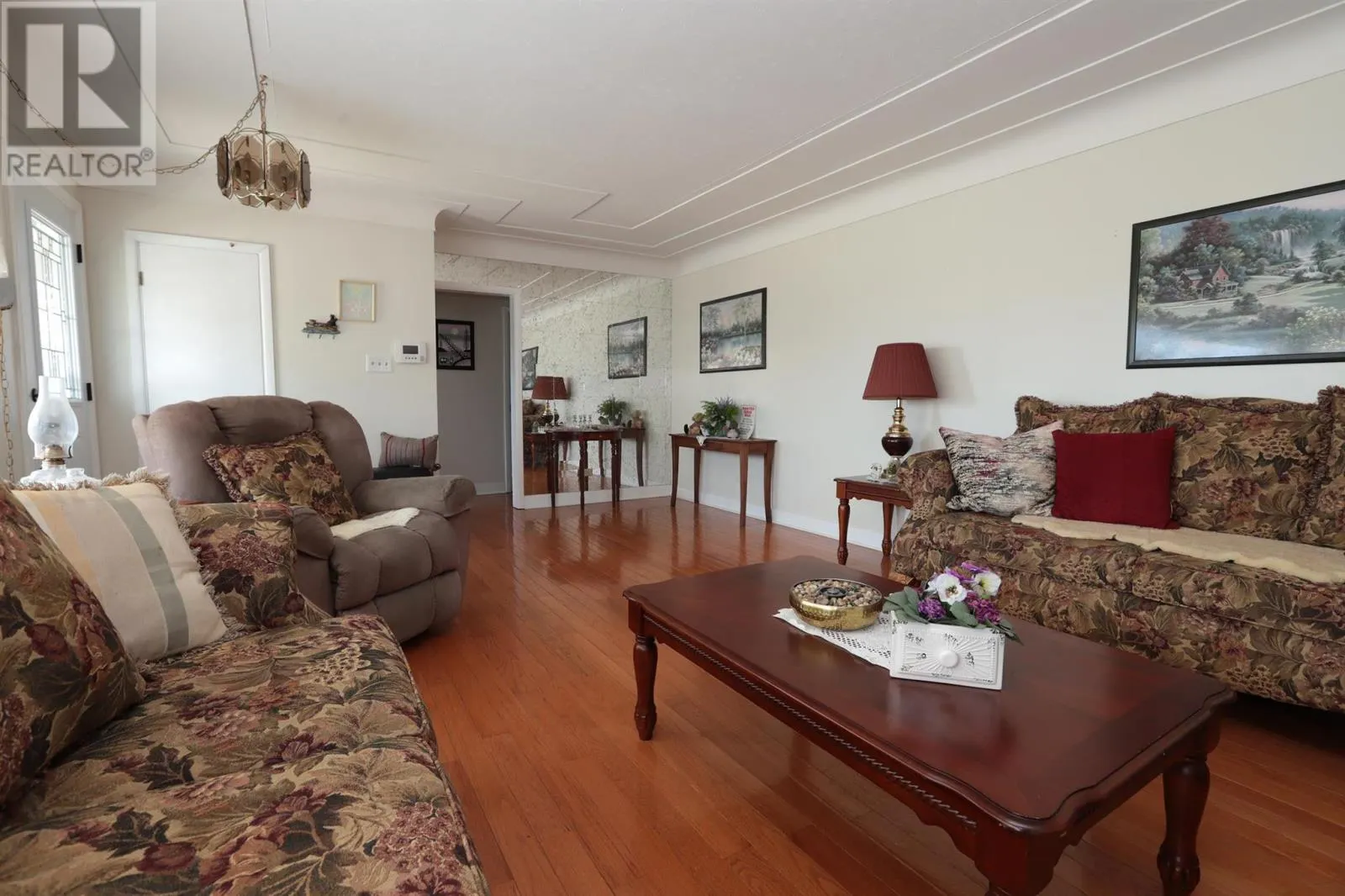 380 Seventh AVE