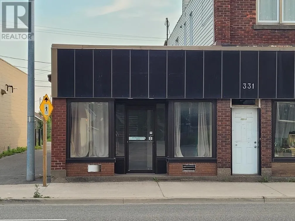 331 Wellington ST W