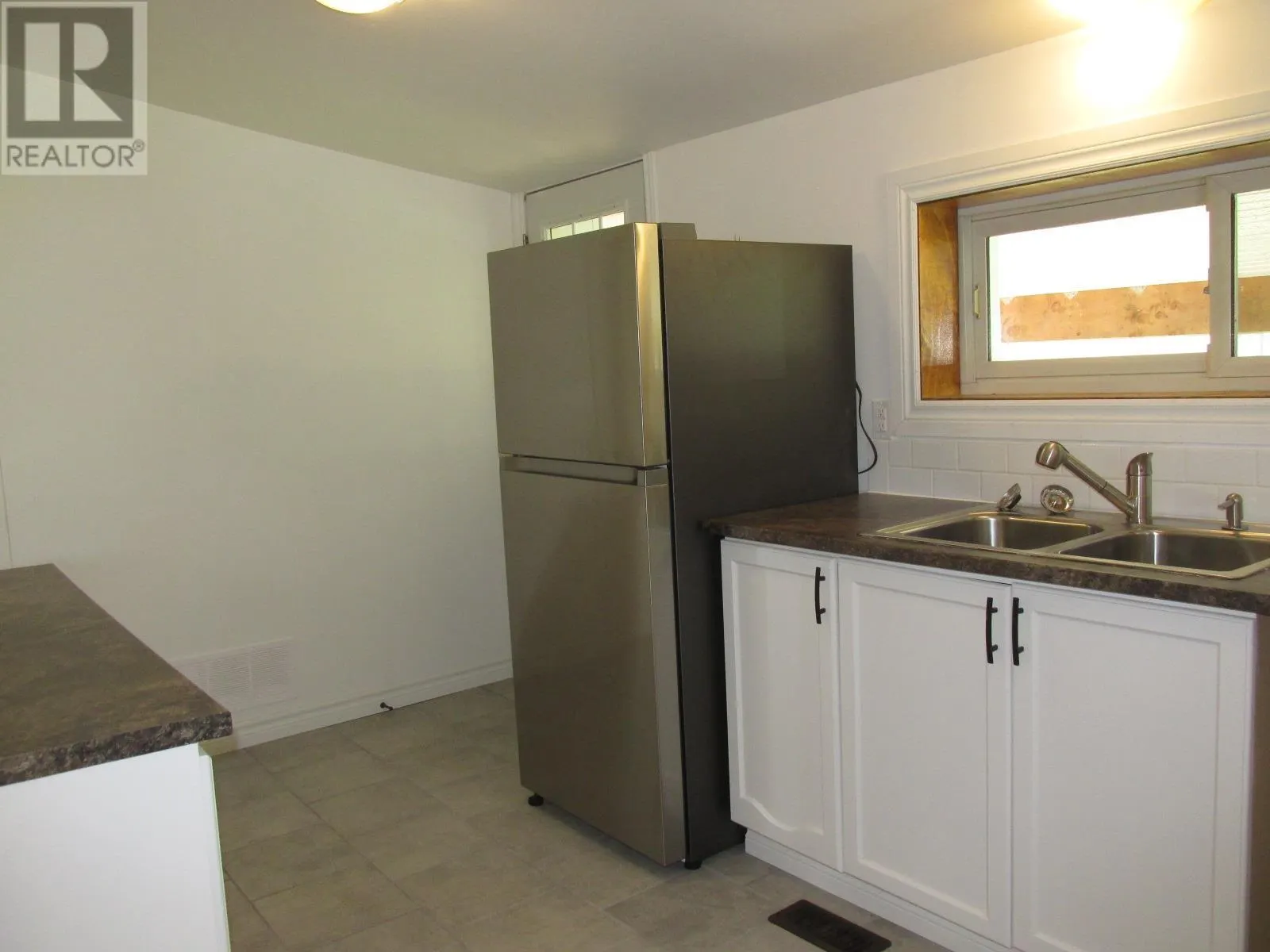 36A Valley CRES