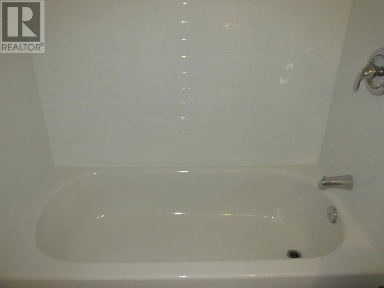 36A Valley CRES