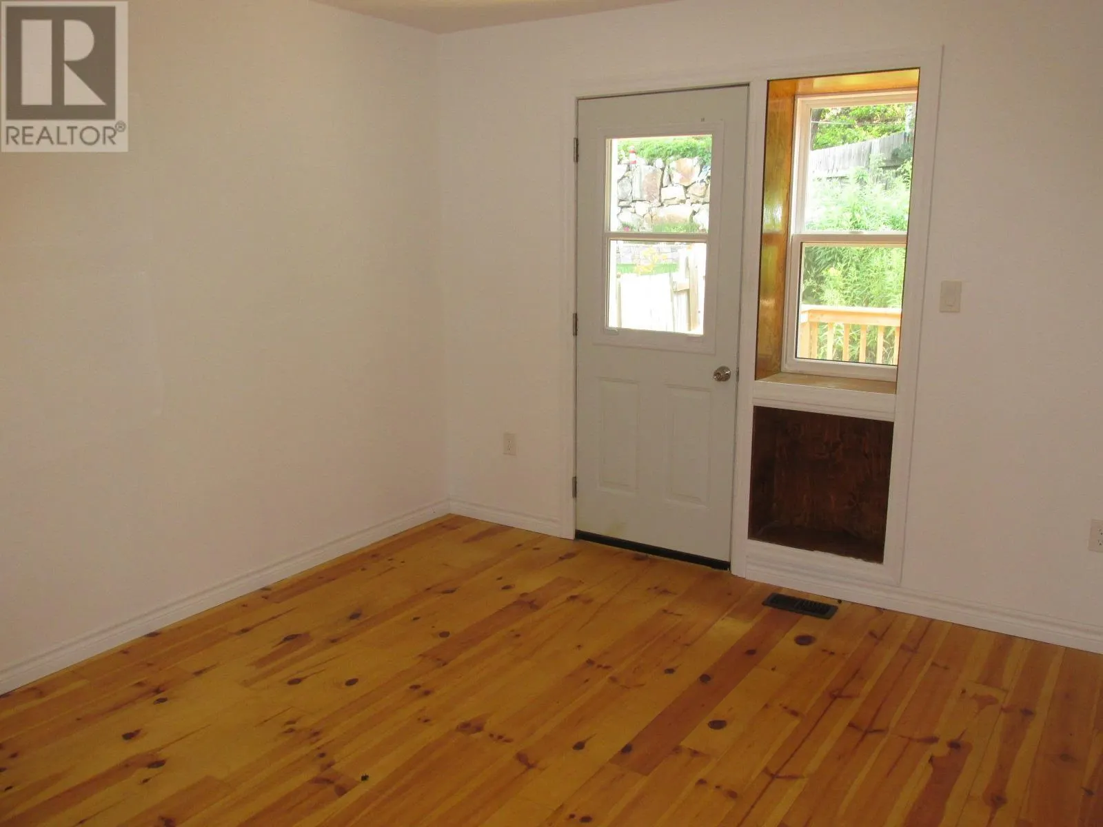 36A Valley CRES