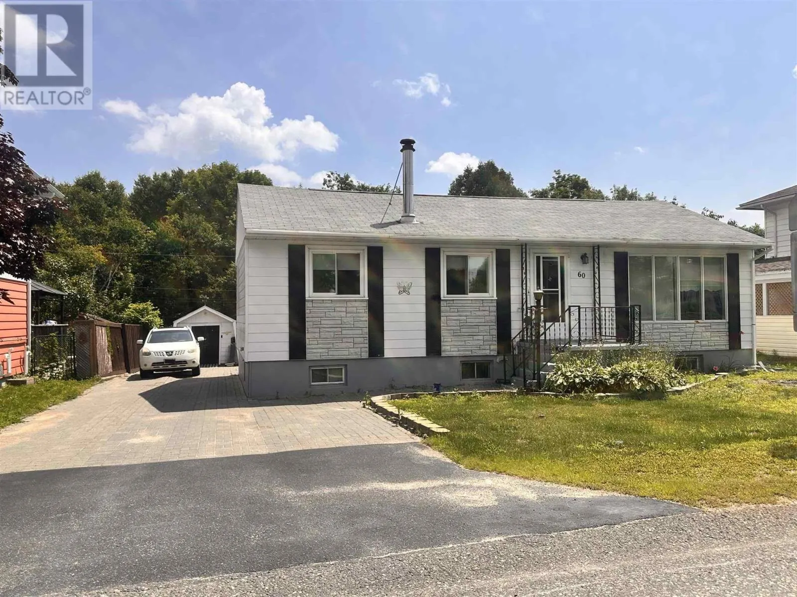 60 Central AVE