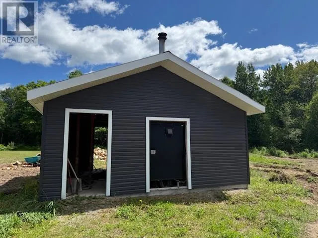 591 Highway 552 E