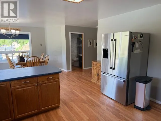 591 Highway 552 E