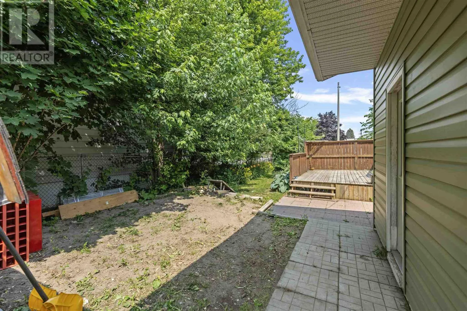 61 Cartier ST