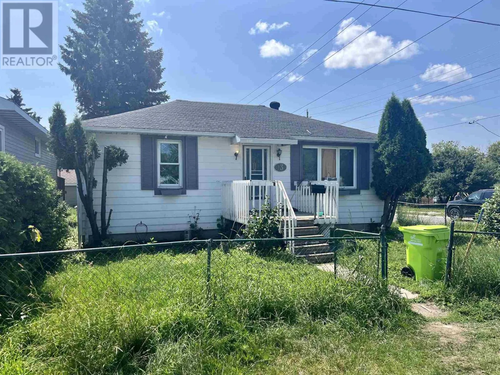 13 Stevens ST