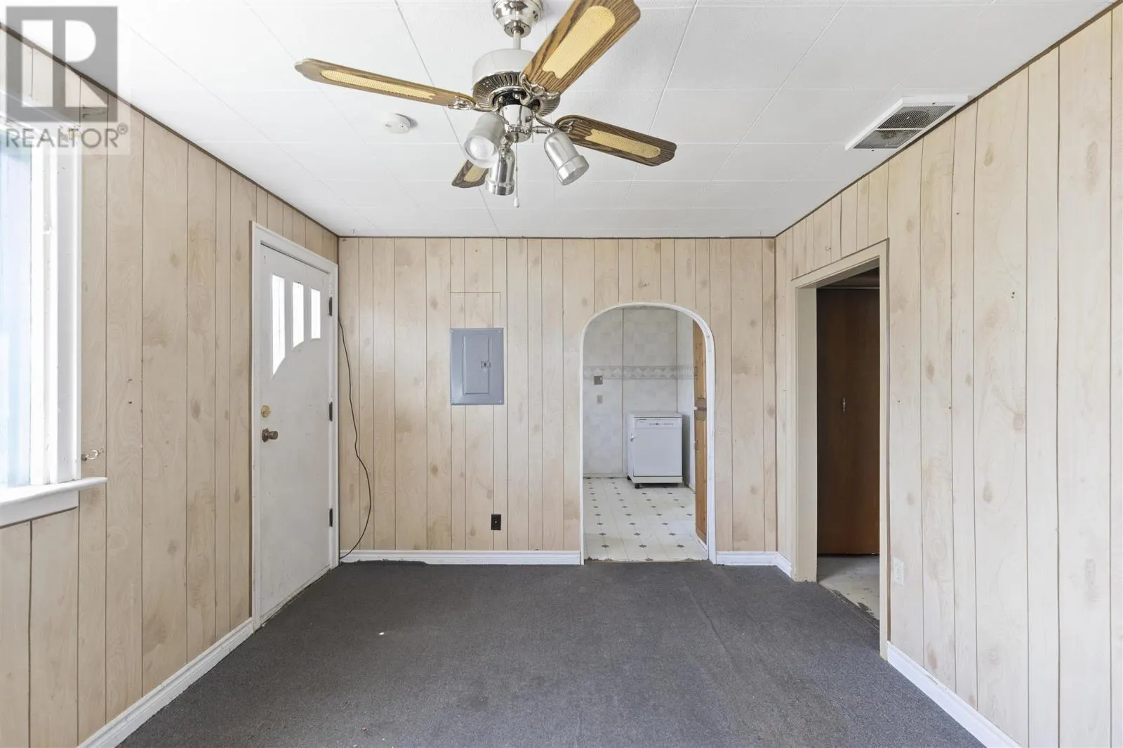338 Cheshire RD