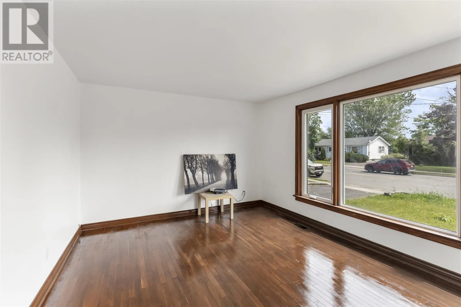 253 Lake ST