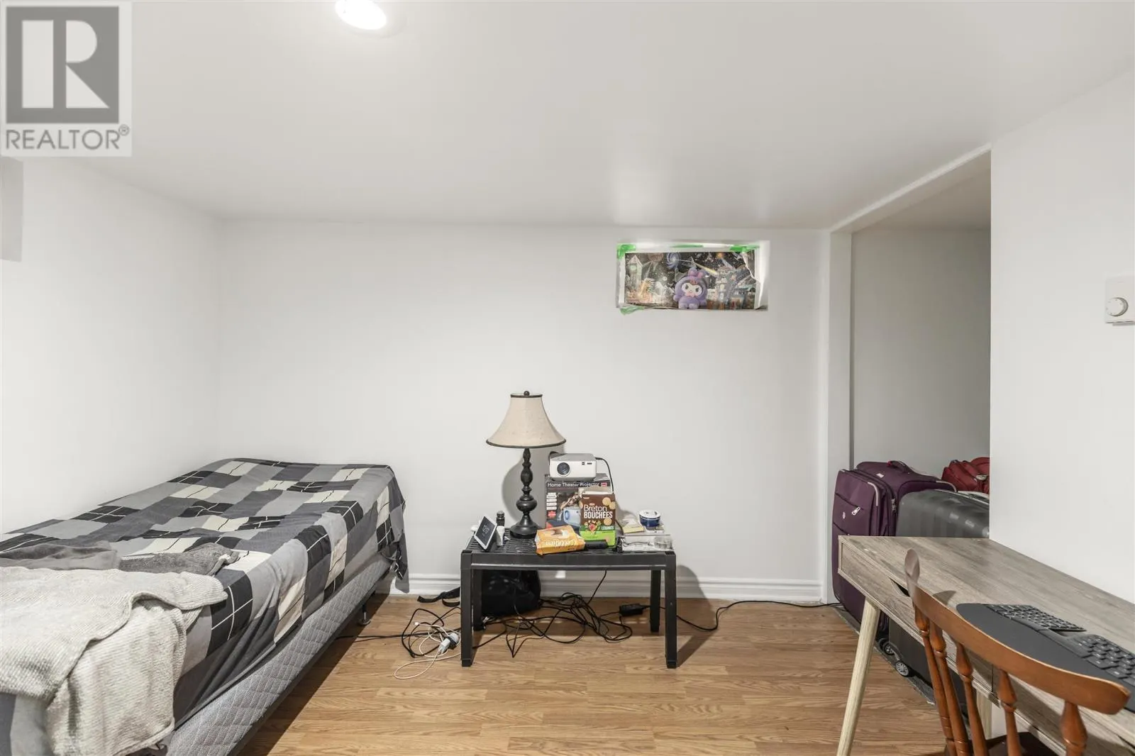253 Lake ST