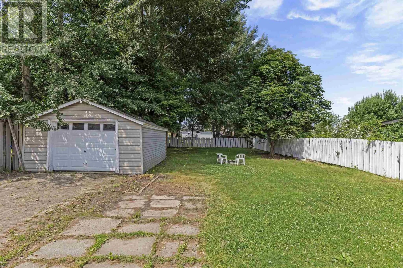 253 Lake ST
