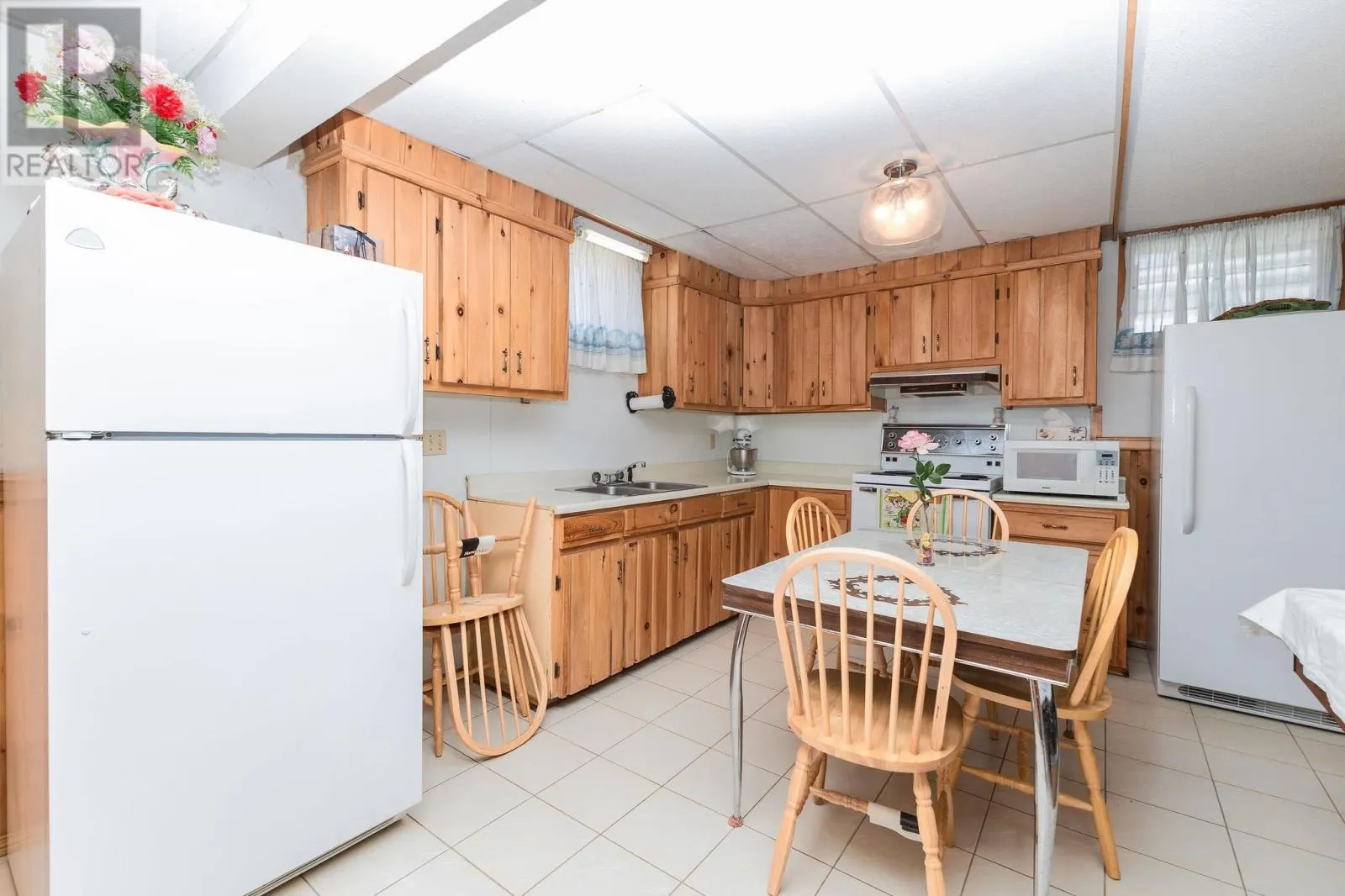 60 Tilley RD