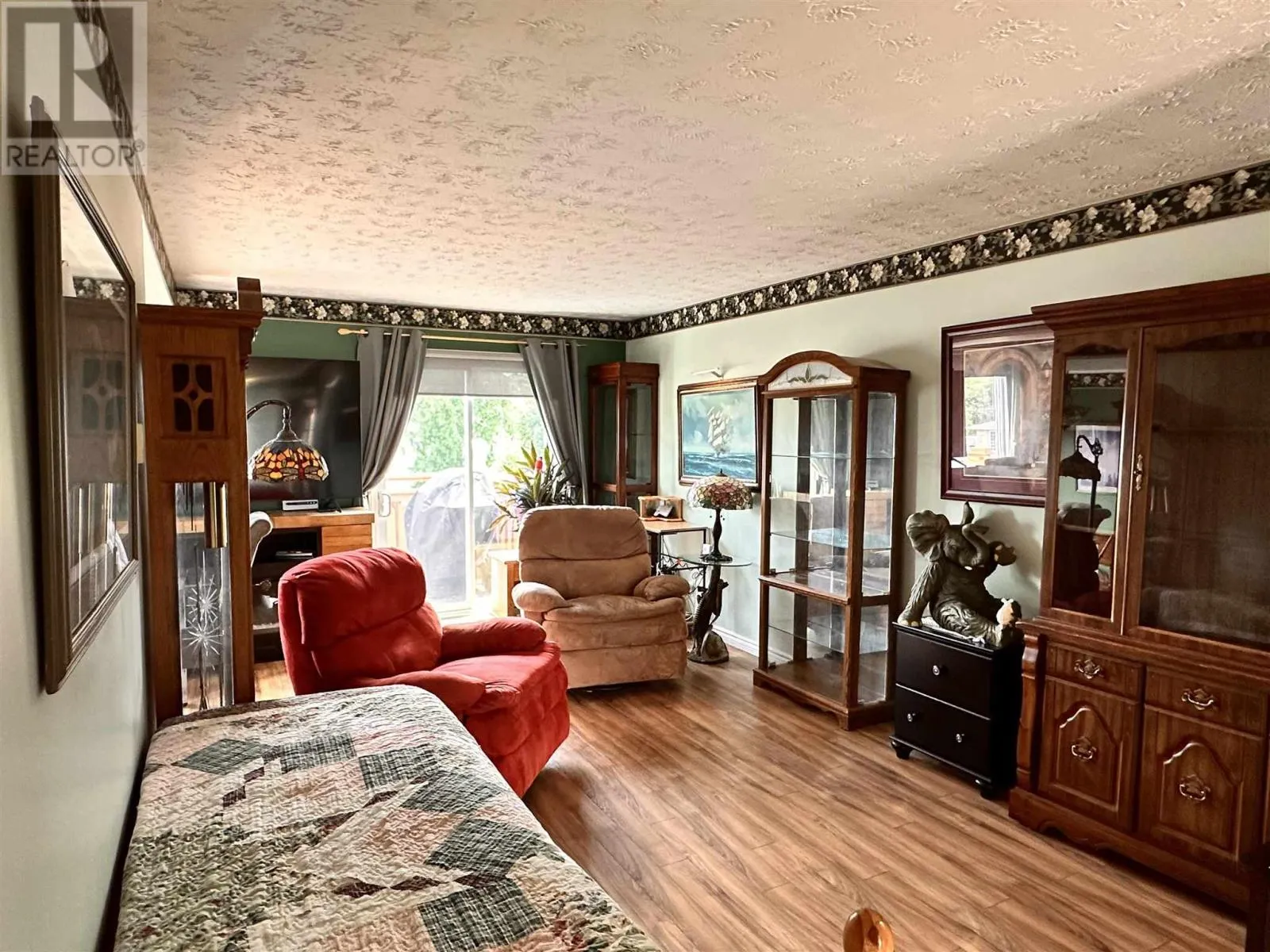 3 Farrell CRES