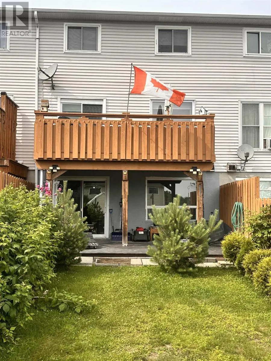 3 Farrell CRES